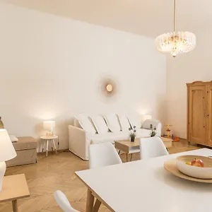 silent-paradise-ober-st-veit-by-welcome2-apartment.vienna-besthotels.com/
